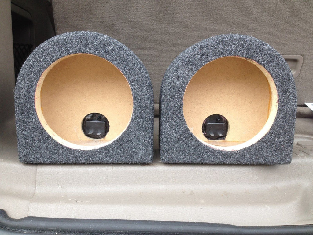 5.25 outlet speaker enclosure